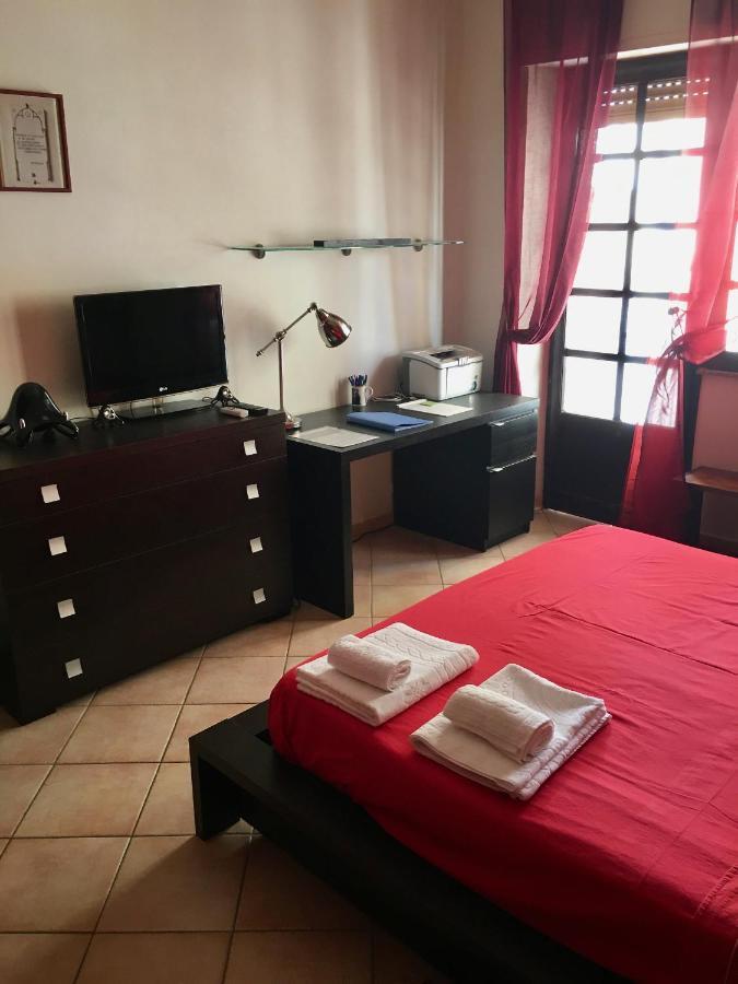 צ'יוויטווקיה Casa Delfino - Appartamento Centro Storico A Due Passi Dalla Spiaggia & Mare, Porto & Ferrovia מראה חיצוני תמונה