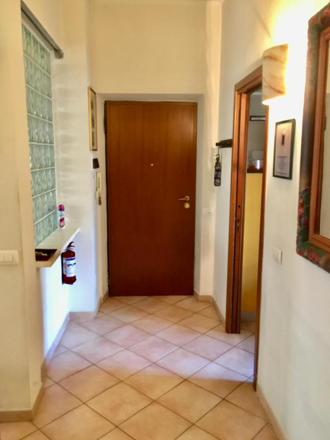 צ'יוויטווקיה Casa Delfino - Appartamento Centro Storico A Due Passi Dalla Spiaggia & Mare, Porto & Ferrovia מראה חיצוני תמונה