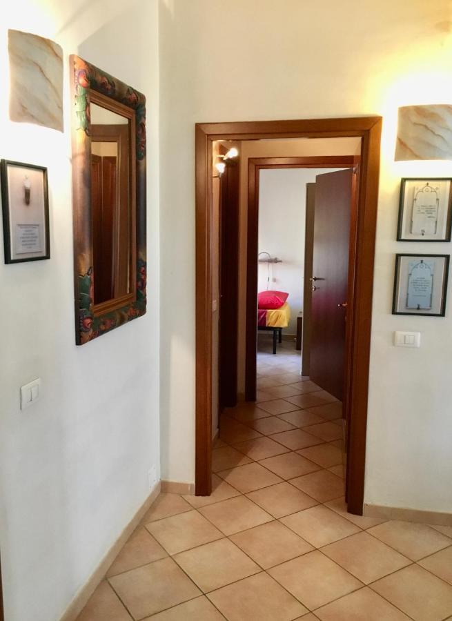 צ'יוויטווקיה Casa Delfino - Appartamento Centro Storico A Due Passi Dalla Spiaggia & Mare, Porto & Ferrovia מראה חיצוני תמונה